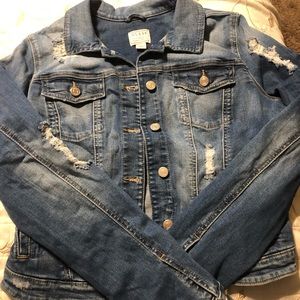XL women’s guess jean jacket brand new with tags